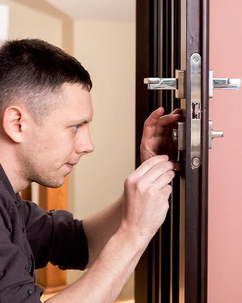: Professional Locksmith For Commercial And Residential Locksmith Services in Midland, ON