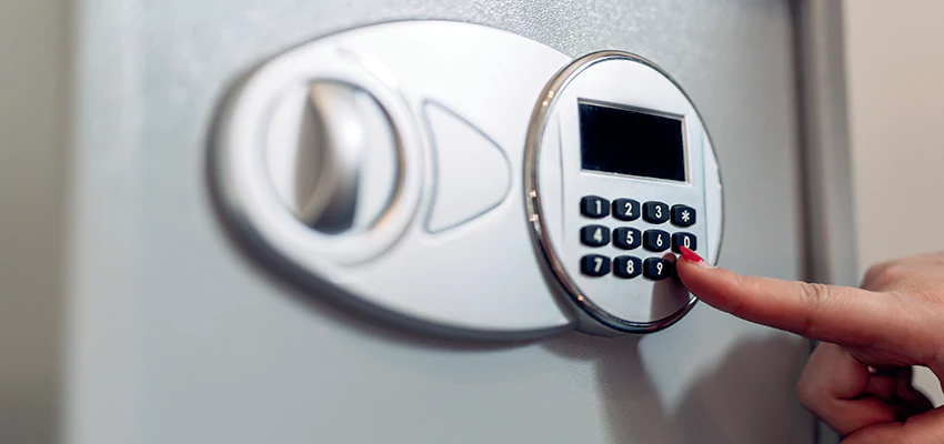 Jewelry Safe Cracking in Wyebridge, ON