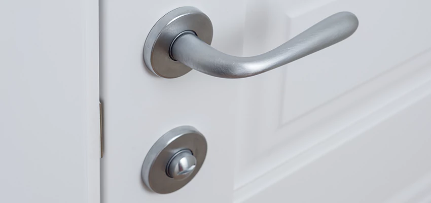 Single-Occupancy Restroom Locks Repair in Wyebridge, ON
