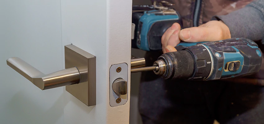 Broken Door Handle Lock Repair in Downtown Midland, ON