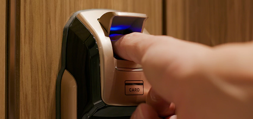 Locksmith Company For Window Lock Installation in Midland, ON