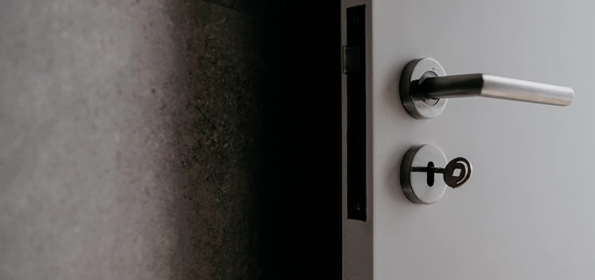 Front Door Handle Repair And Installation in Wyebridge, ON