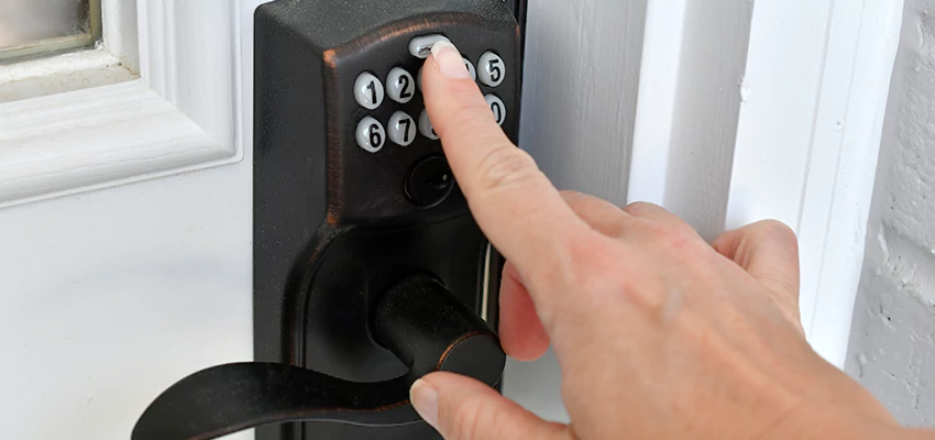 High Security Digital Door Lock in Wyebridge, ON