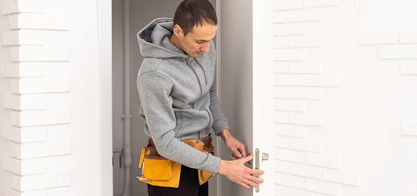 Nighttime Locksmith Near Me in Wyebridge, ON